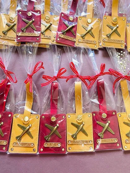 Our personalised luggage tags, all wrapped up and ready to be gifted for the festive season.