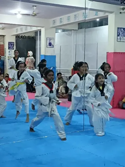 CTA Taekwondo & Fitness Clubs - Taekwondo for Kids & Teenagers Core Training: Discipline, Forms & Fitness photo 198