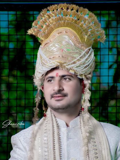 Regal Groom Portraits photo 32