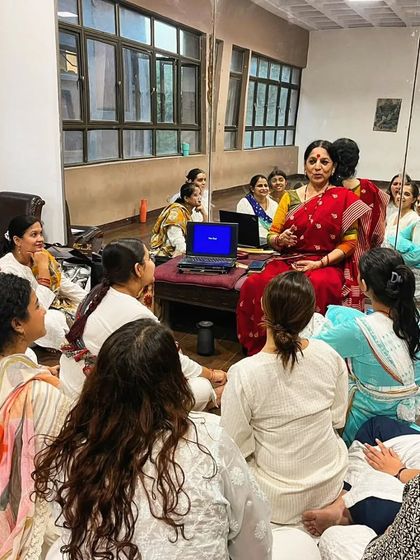 Leading a theory session during my "Introduction to Bharatanatyam" workshop for seniors. It was a joy to see these ladies, all new to the art form, learn with such dedication and happiness.