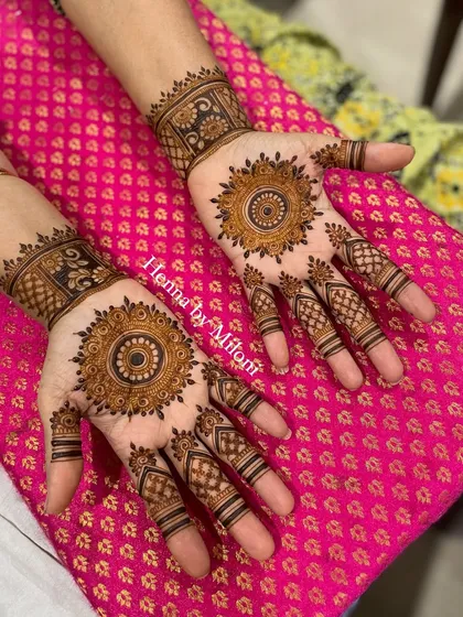 A classic mandala design, always a popular choice for festivals like Diwali and Karwa Chauth.