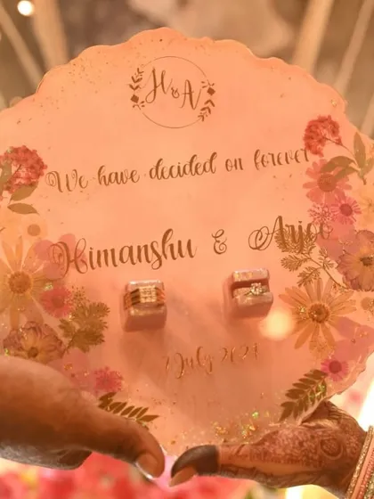 A beautiful shot of the custom pink floral engagement platter, held during the ceremony. Seeing my creations become a part of such happy moments is the best feeling.