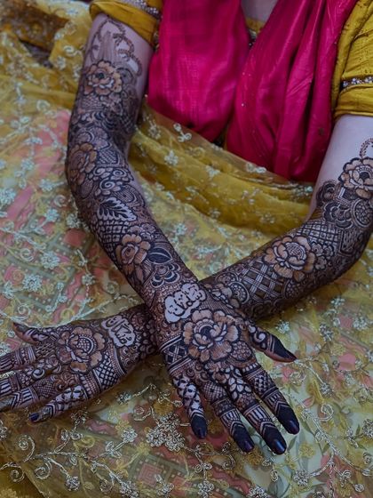 Z4 Studios - Bridal & Wedding Henna Signature Floral Bridal Henna photo 45