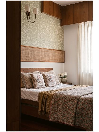 By the Riverside - Full-Service Interior Design Bedrooms: Personal Sanctuaries photo 14