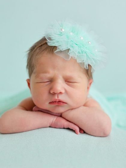WonderBump Studio - Newborn Photography Classic Poses & Swaddles photo 22