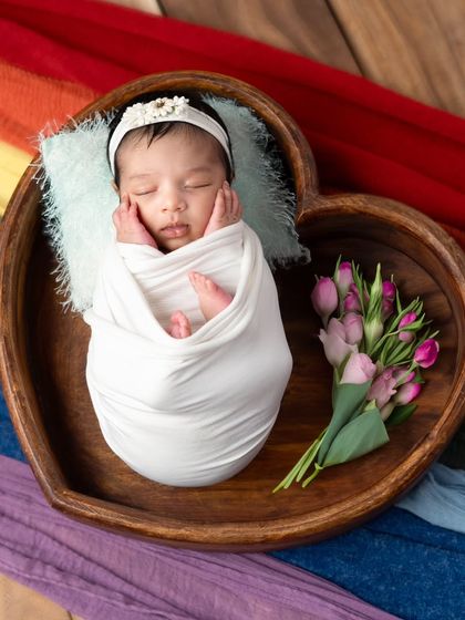 Newborn Dreams: Posed & Swaddled photo 4