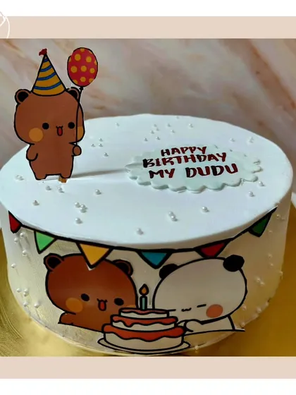 For your favorite 'Dudu'! This cute bear-themed cake is perfect for your special someone, featuring the popular Dudu and Bubu characters.