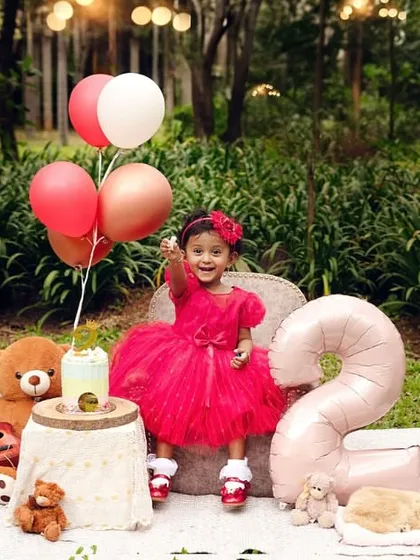 Two years of pure sweetness! Milestone birthdays are such a joy to celebrate. I create fun, themed setups like this outdoor picnic to capture the personality and excitement of your little one's special day.