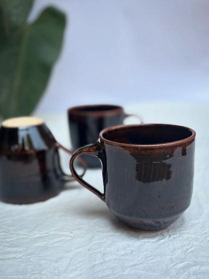 Our Tenmoku glaze is a crowd favorite, and it's easy to see why. The deep, rich brown-black is classic and sophisticated.