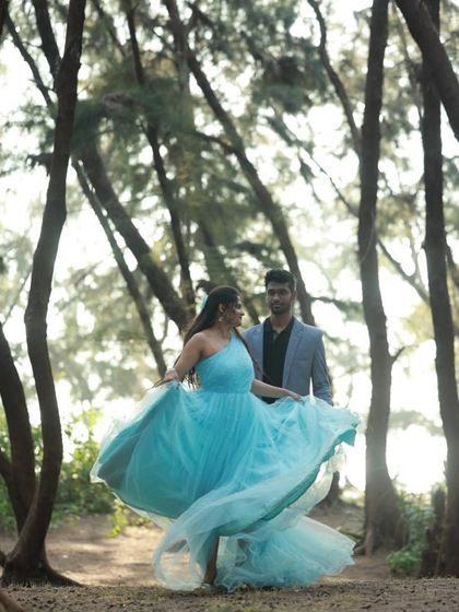 Dee Yashaswini - Occasion Wear Rentals Couple & Pre-Wedding Styles photo 23