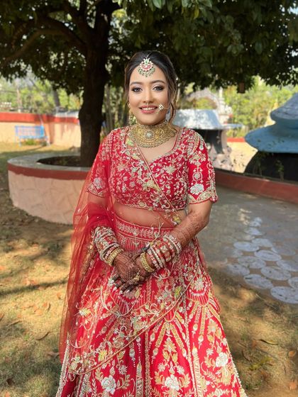 Classic Red & Pink Bridal Looks photo 90