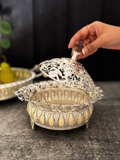 Ornate Serveware & Centerpieces photo 52