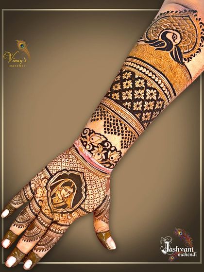 Your Love Story in Henna photo 25