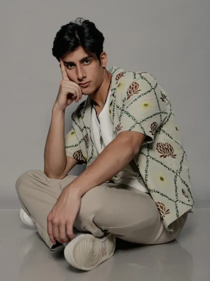 A relaxed and approachable male portrait. This clean, simple setup is ideal for commercial casting and lifestyle brand work.