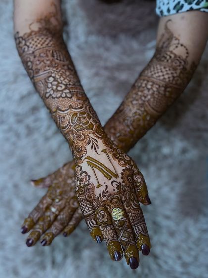 Z4 Studios - Special Occasion Henna Custom & Themed Designs (Aapki Pasand) photo 6