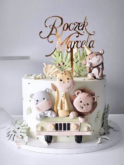 Cakenest - Online Baking & Business School Fun Themed & Character Cakes photo 29