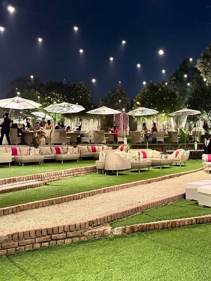 Our Canvas: The Amphitheatre, Lawns & Halls photo 7