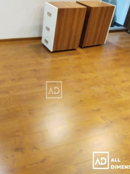 Another view of a bedroom with my laminate flooring. It’s a practical and stylish choice that complements the existing furniture and decor.