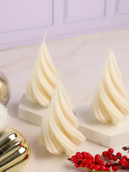The much-awaited Christmas Collection is live. Introducing our new spiral Christmas Tree candle.