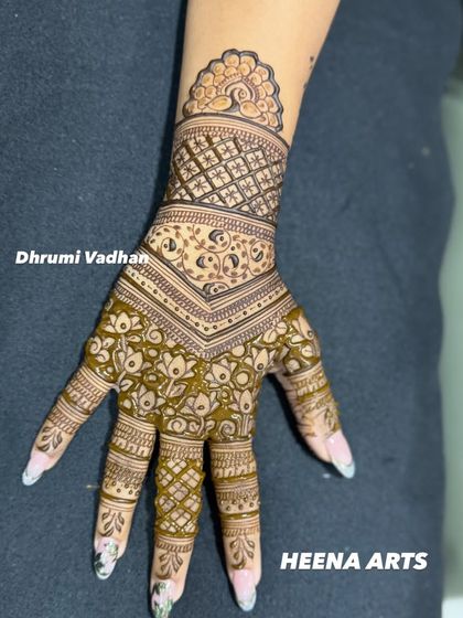 The back-hand portion of a traditional design, showing how the patterns flow from the fingers to the wrist.