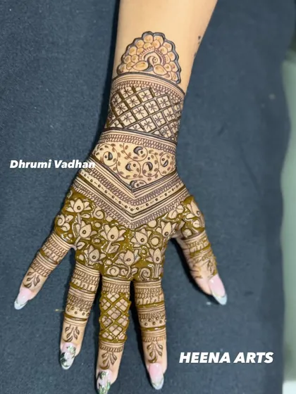 The back-hand portion of a traditional design, showing how the patterns flow from the fingers to the wrist.