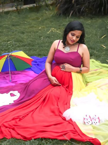 Book My Gown - Professional Makeup & Hair Services Maternity Photoshoot Packages photo 9