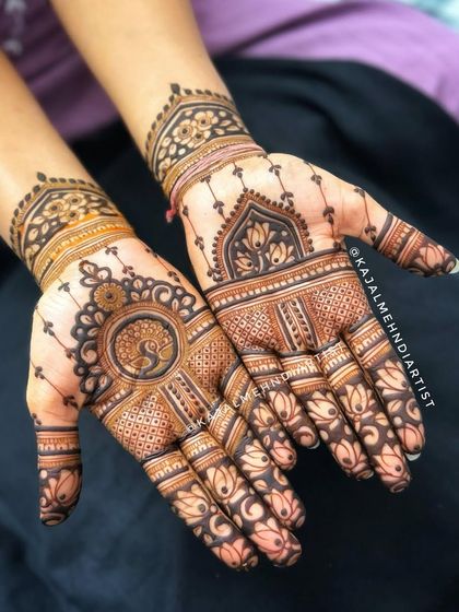 Intricate Bridal & Engagement Henna photo 15