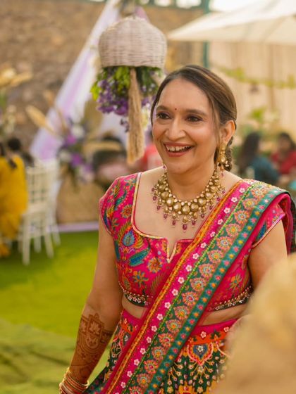 For the Bride Tribe & Family photo 20