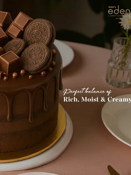 The perfect balance of rich, moist, and creamy. This chocolate drip cake, topped with Oreos and chocolate chunks, is designed for the ultimate texture and flavor experience.