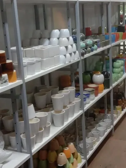 Our selection of white ceramic pots is perfect for a clean, minimalist aesthetic. We stock them in various shapes like cylinders, squares, and bowls to suit any decor style.