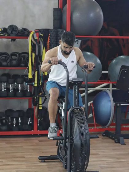 Your mind will often give up before your body does. Pushing through a tough session on the assault bike is about convincing your mind that you are capable of more.