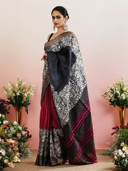 The full view of the graphic print saree, a bold and artistic statement.