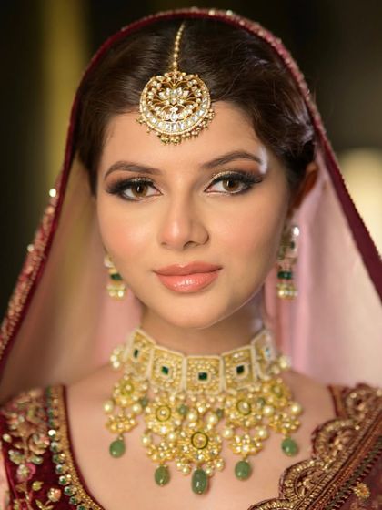 Modern & Pastel Bridal Looks photo 9