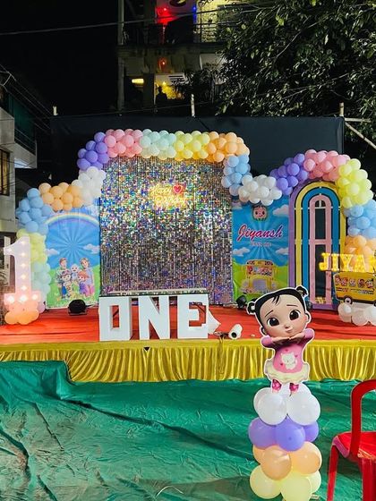 Kids' Birthday Party Decorations photo 22