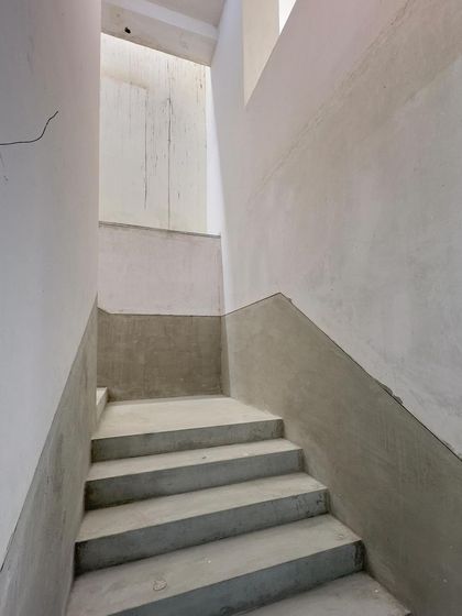 A duplicate of ID 139.