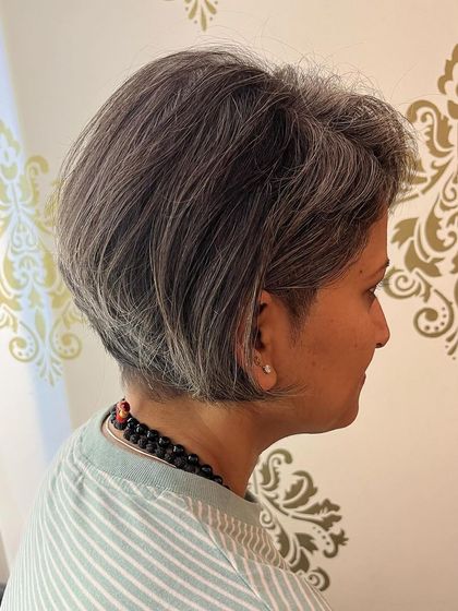 Rohit - Haircuts Chic Short Cuts: Bobs & Pixies photo 41