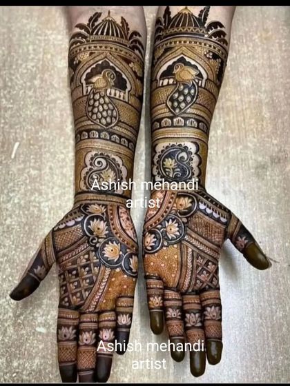 Classic Bridal Mehandi for Hands photo 74