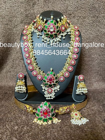 Beautybox Rent House - Bridal and Occasion Jewellery Rental Complete Bridal & Occasion Sets photo 68