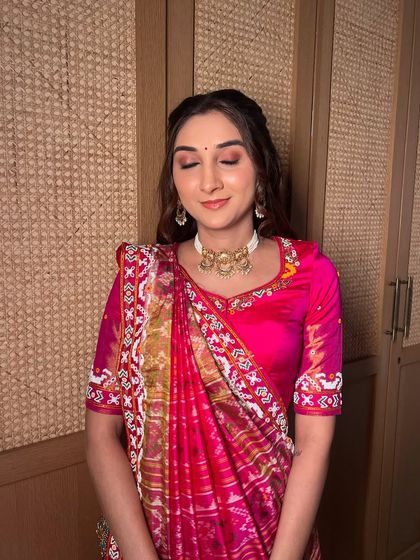 Traditional Gujarati & Saree Looks photo 6