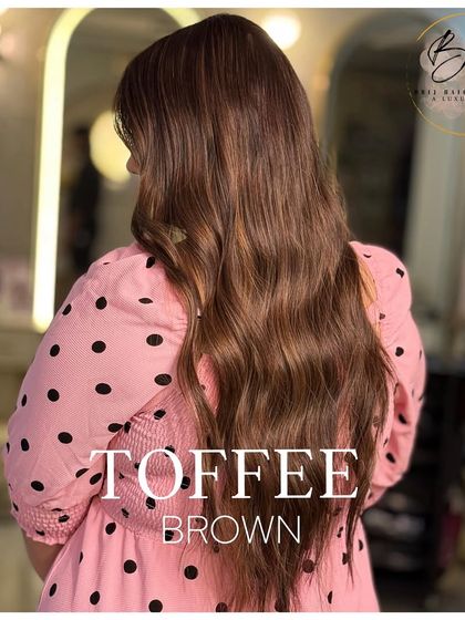 Another look at the rich toffee brown color, proving its versatility and irresistible charm from every angle.