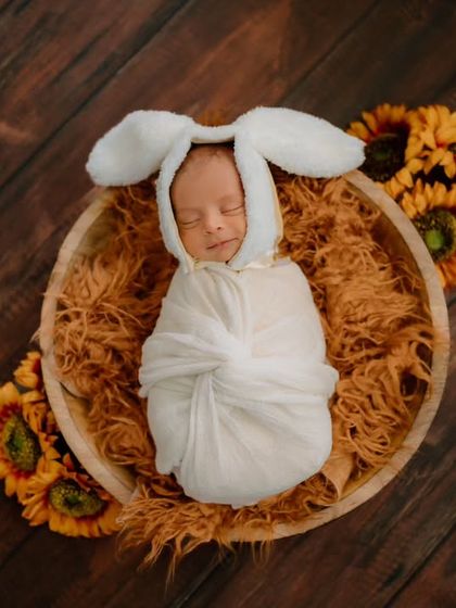 Newborn & First Cuddles photo 14