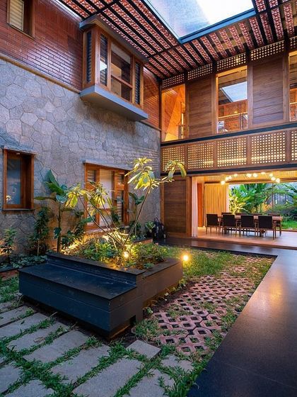 Indoor & Courtyard Gardens photo 17