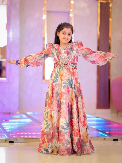 Showing a different look from the same birthday party. I make sure to capture a variety of shots, including outfit changes and different poses throughout the event.