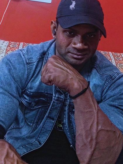 Jab hum behtar banne ki koshish karte hain, toh sab kuch behtar ho jaata hai.