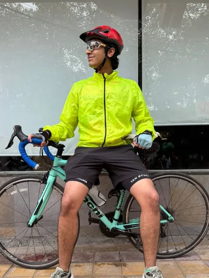 The young rider looking cool and confident. He is a natural on the bike.