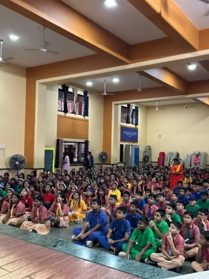 A wide view of the student gathering at St. Xavier’s School in Airoli. It is always energizing to connect with so many young minds, ready to learn about building a successful future through disciplined effort and smart choices.