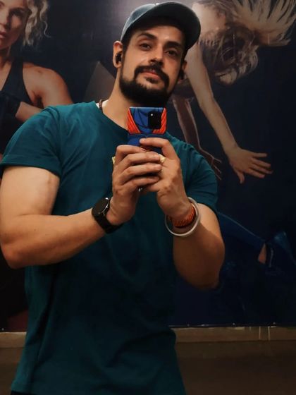 To succeed in fitness, you have to love yourself enough to put in the work. My coaching helps you build that self-respect through action.