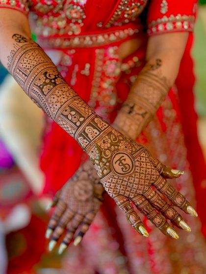 Mitali - Mehendi for Special Occasions Exquisite Bridal Mehendi photo 56