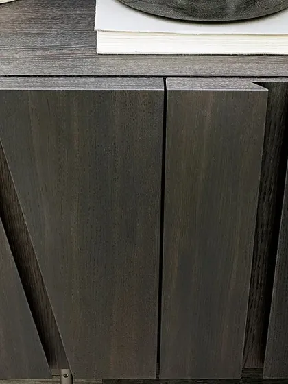 A duplicate image of the engraved door detail.