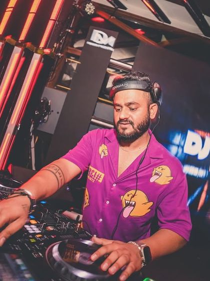 Ankit Kamra - Event DJ Services High-Energy Club Gigs photo 55